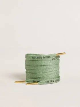 Cordones de lurex verde agua con logotipo negro en contraste