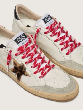 Cordones rojos para tenis de senderismo con detalles blancos