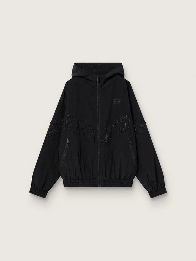 Cortavientos para mujer de nylon negro con cristales tono sobre tono
