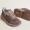 Dad-Star para hombre en gamuza lila y malla con estrella y lengüeta en el talón de cuero laminado