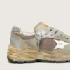 Dad-Star para mujer en gamuza gris paloma y malla plateada con estrella de cuero blanco y lengüeta de gamuza en el talón
