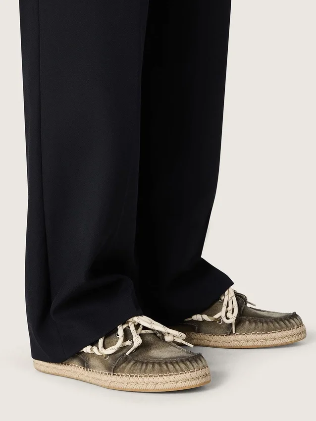 Espadrillas Cruise para hombre en lona verde militar con cordones blancos de senderismo