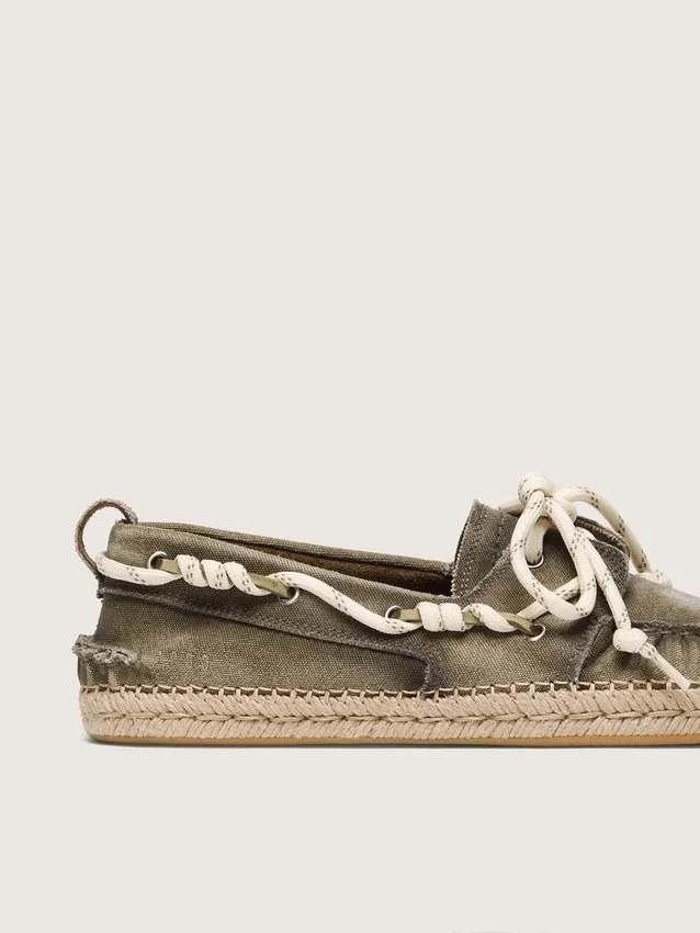 Espadrillas Cruise para hombre en lona verde militar con cordones blancos de senderismo