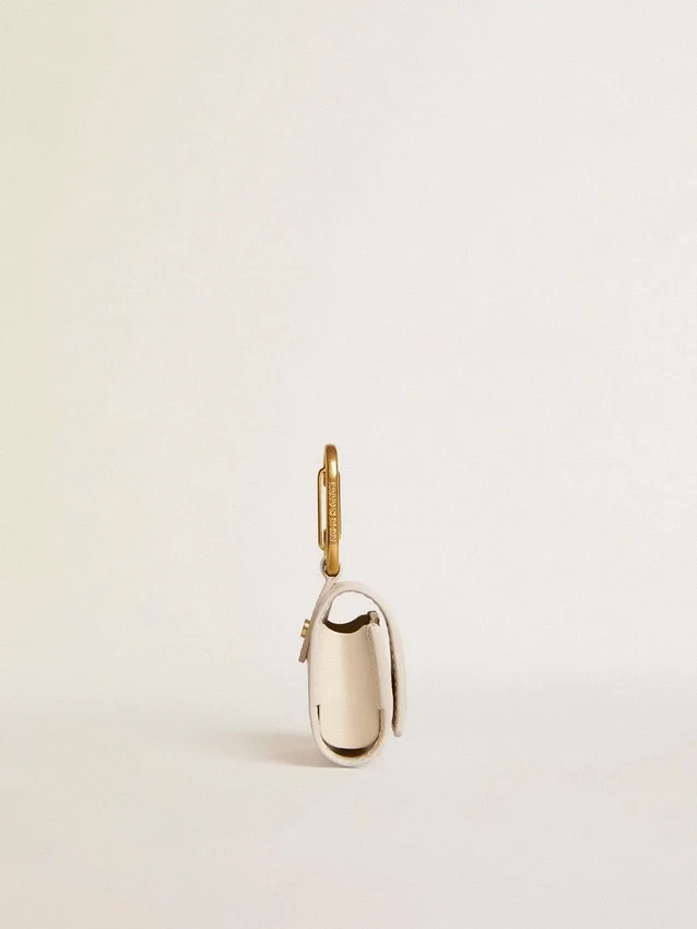 Estuche para AirPods en blanco desgastado