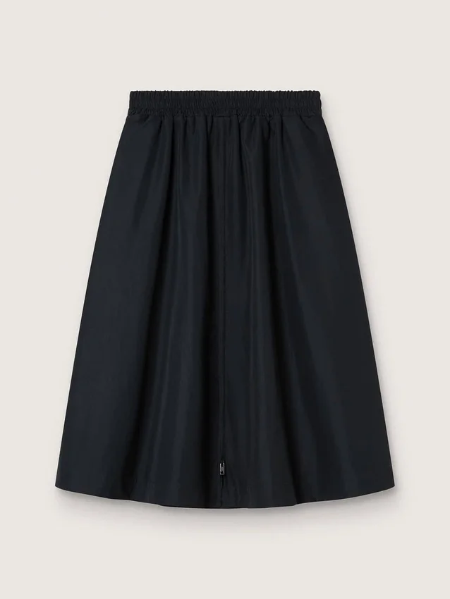 Falda acampanada de nylon técnico negro