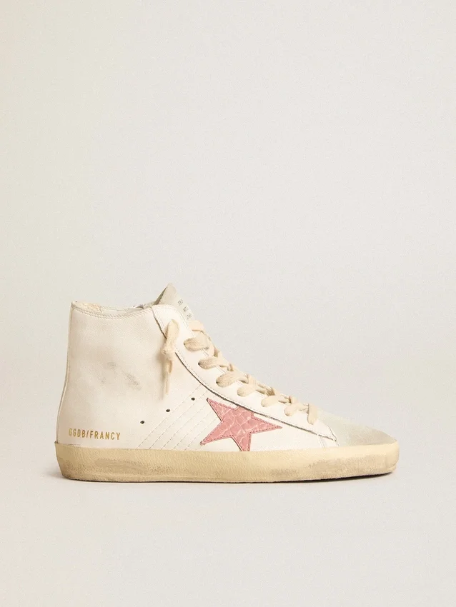 Francy en napa color crema con estrella de cuero con estampado de cocodrilo rosa