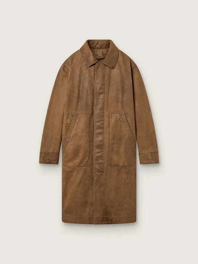 Gabardina unisex en sarga encerada marrón con detalles de cuero