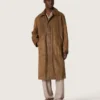 Gabardina unisex en sarga encerada marrón con detalles de cuero