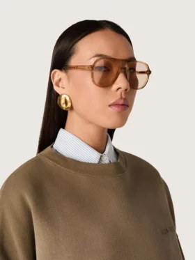 Gafas de sol estilo aviador con montura y lentes color miel