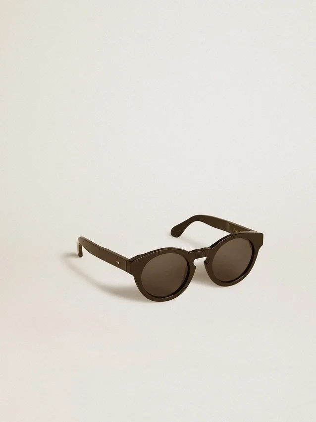 Gafas de sol Panthos de estilo cuadrado con marco y lentes negros