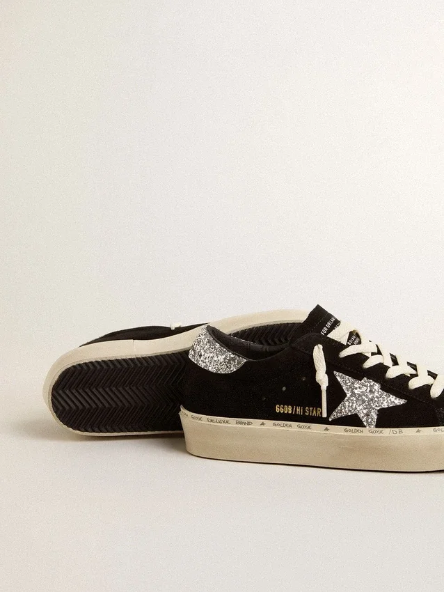Hi Star para mujer en gamuza negra con estrella plateada brillante