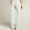 Jeans blanqueados para mujer con cristales cabujón
