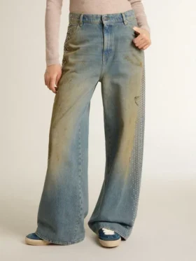 Jeans de estilo boyfriend para mujer con lavado arena de efecto desgastado y tachuelas