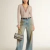 Jeans de estilo boyfriend para mujer con lavado arena de efecto desgastado y tachuelas