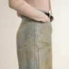 Jeans de estilo boyfriend para mujer con lavado arena de efecto desgastado y tachuelas