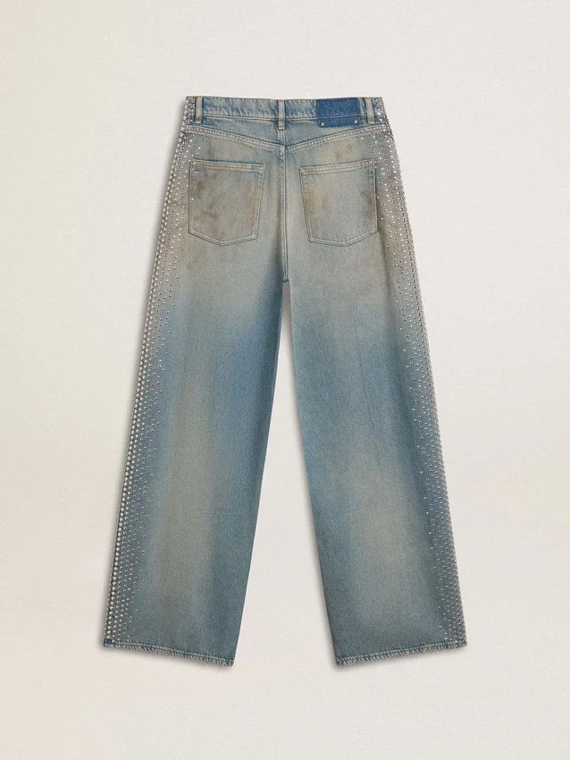Jeans de estilo boyfriend para mujer con lavado arena de efecto desgastado y tachuelas
