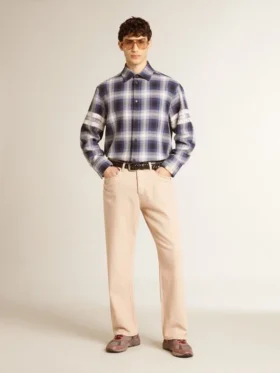 Jeans para hombre teñidos de rosa