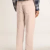 Jeans para hombre teñidos de rosa