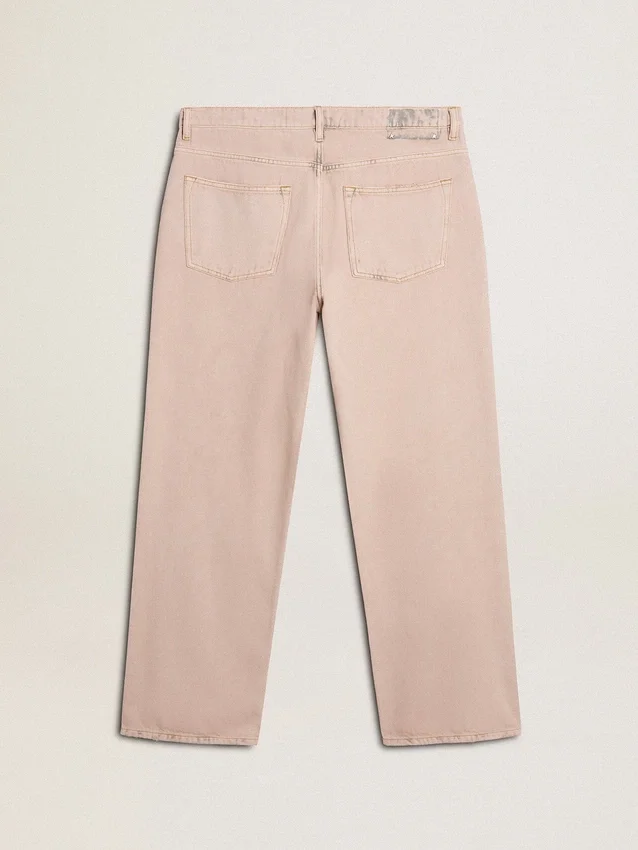 Jeans para hombre teñidos de rosa