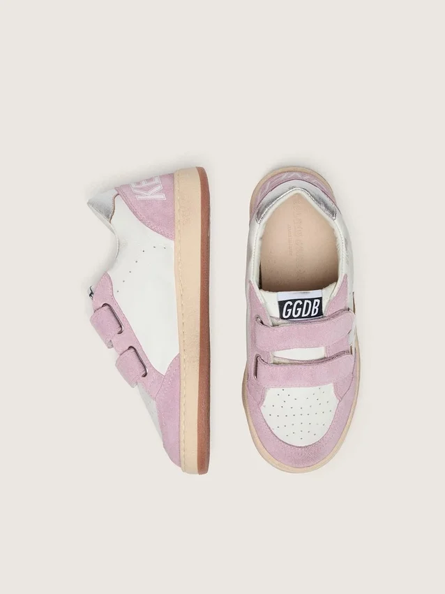 Junior Ball Star en cuero blanco con estrella de cuero plateado metalizado e inserciones de gamuza lila