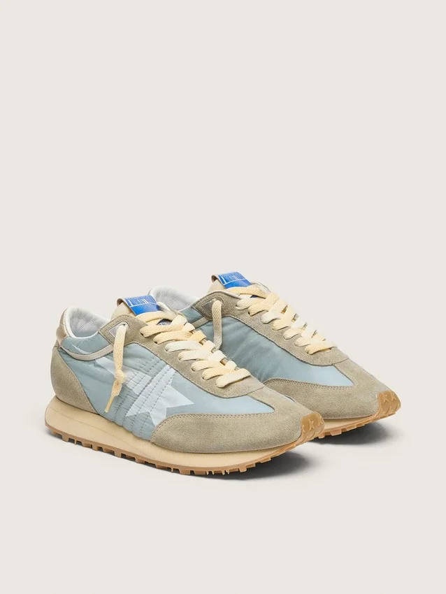 Marathon para hombre con parte superior de nylon azul claro y estrella azul pastel