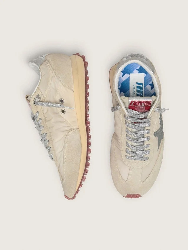 Marathon para hombre con parte superior de nylon beige y estrella gris