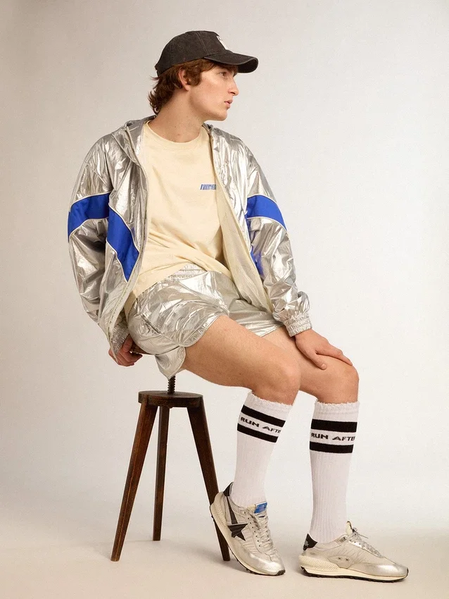 Marathon para hombre con parte superior de nylon ripstop plateado y estrella negra