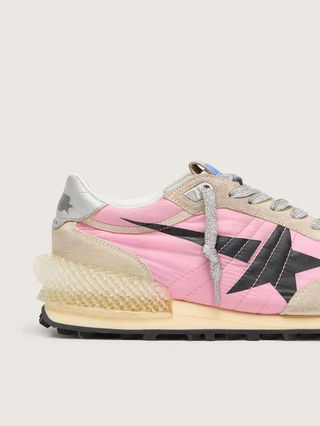 Marathon para mujer en nylon rosa y gamuza beige con estrella impresa en negro