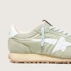 Marathon para hombre en nylon verde salvia con estrella blanca
