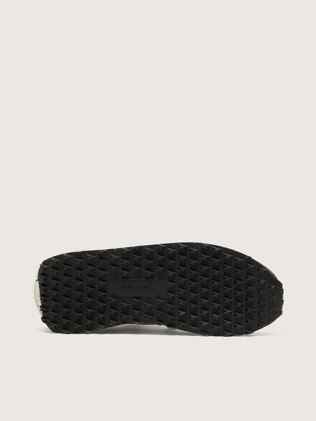 Marathon para mujer en nylon verde lima con estrella negra e inserciones de gamuza marrón