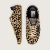 Marathon Speed para hombre en piel de potro con estampado de leopardo beige y negro con estrella de cuero negro