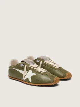 Marathon Speed para mujer en cuero verde oliva con estrella color crema