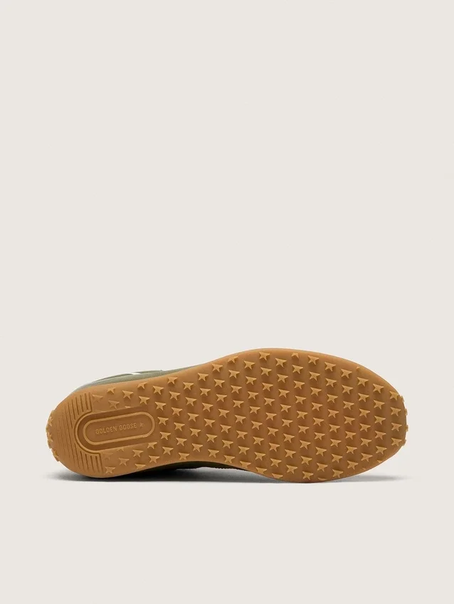 Marathon Speed para mujer en cuero verde oliva con estrella color crema