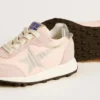 Marathon Young en nailon rosa con estrella estampada y lengüeta de cuero en el talón