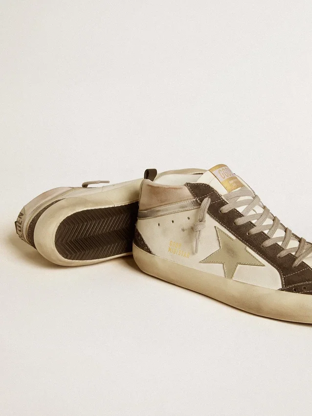 Mid Star con estrella de cuero gris y detalle de cuero plateado metalizado