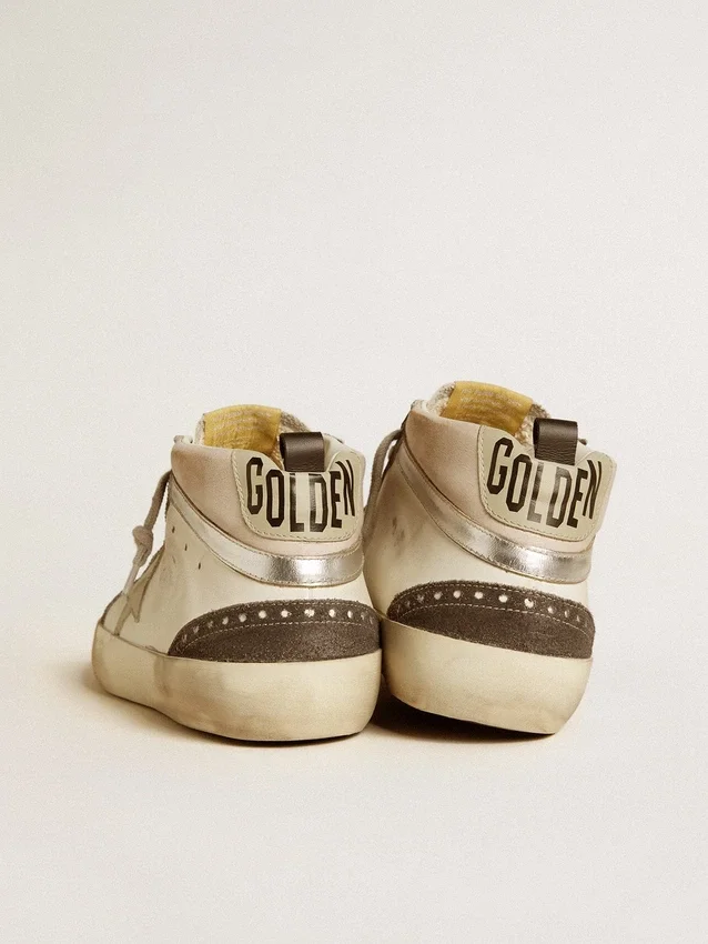 Mid Star con estrella de cuero gris y detalle de cuero plateado metalizado