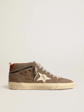Mid Star en lona verde con estrella de cuero y detalle negro