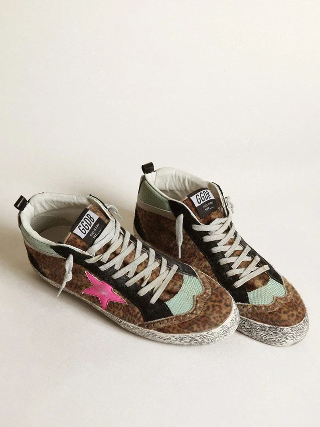 Mid Star en piel de potro con estampado de leopardo y estrella de cuero fucsia