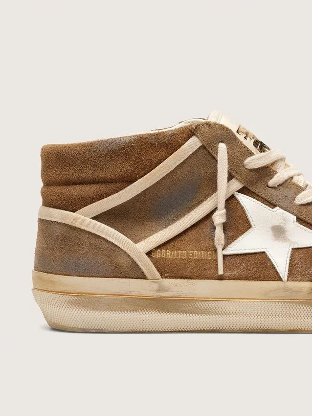 Mid Star LAB para hombre en gamuza color óxido con estrella de cuero blanco