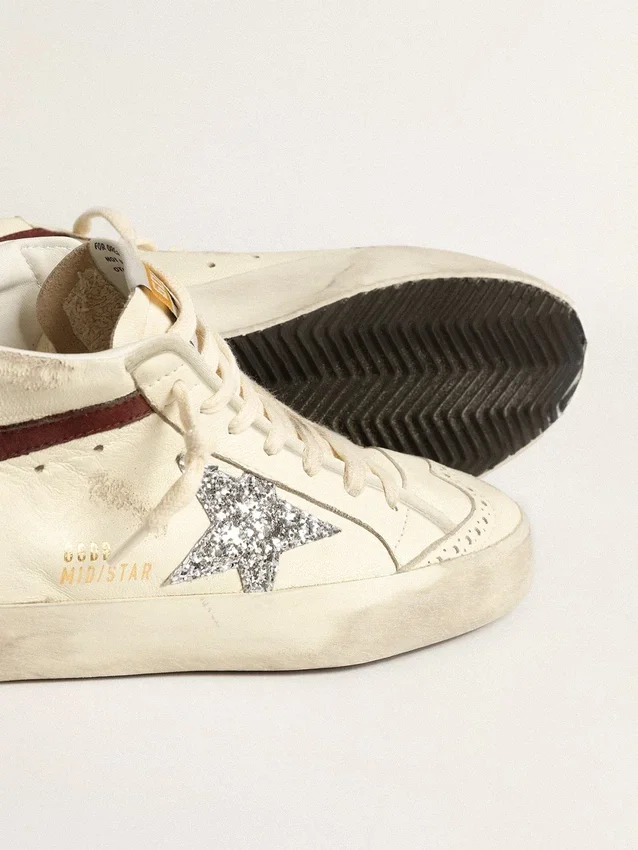Mid Star LTD en piel napa blanca con estrella plateada con purpurina