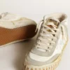 Mid Star para hombre con inserciones de gamuza gris hielo y estrella blanca