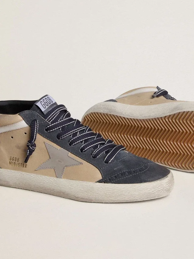 Mid Star para hombre en gamuza beige y azul con estrella de cuero napa gris y detalle de cuero blanco