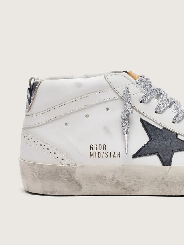 Mid Star para mujer con lengüeta laminada en el talón y cordones con purpurina
