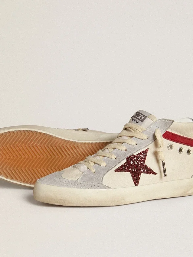 Mid Star para mujer en cuero con estrella brillante y detalle en nubuck rojo