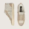 Mid Star para mujer en gamuza beige con Swarovski plateados y estrella de cuero blanco