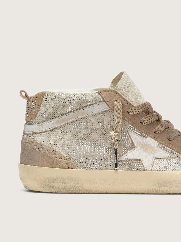 Mid Star para mujer en gamuza beige con Swarovski plateados y estrella de cuero blanco