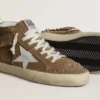 Mid Star para mujer en gamuza color tabaco con flecos y tachuelas