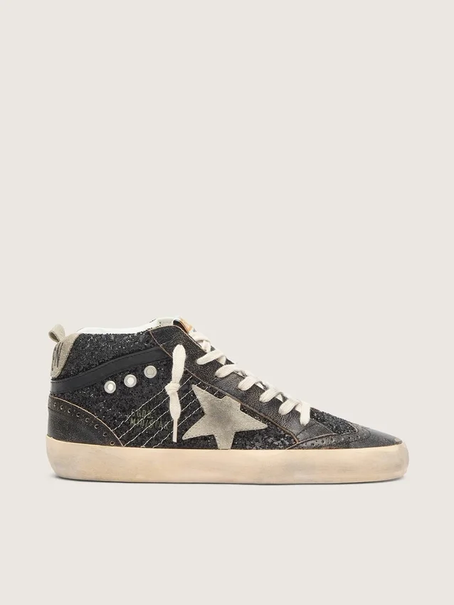 Mid Star para mujer en negro brillante con estrella y lengüeta del talón de gamuza gris paloma