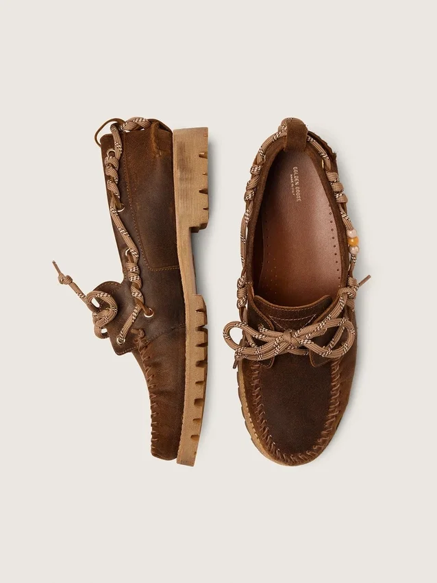Mocasines Cruise para hombre en gamuza encerada marrón con cordones de senderismo gris paloma