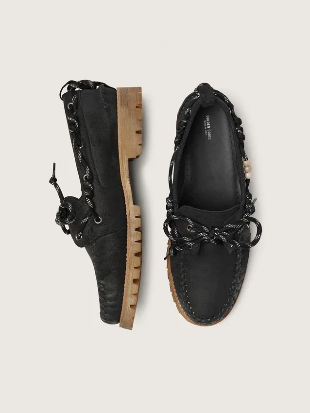 Mocasines Cruise para hombre en gamuza encerada negra con cordones negros de senderismo